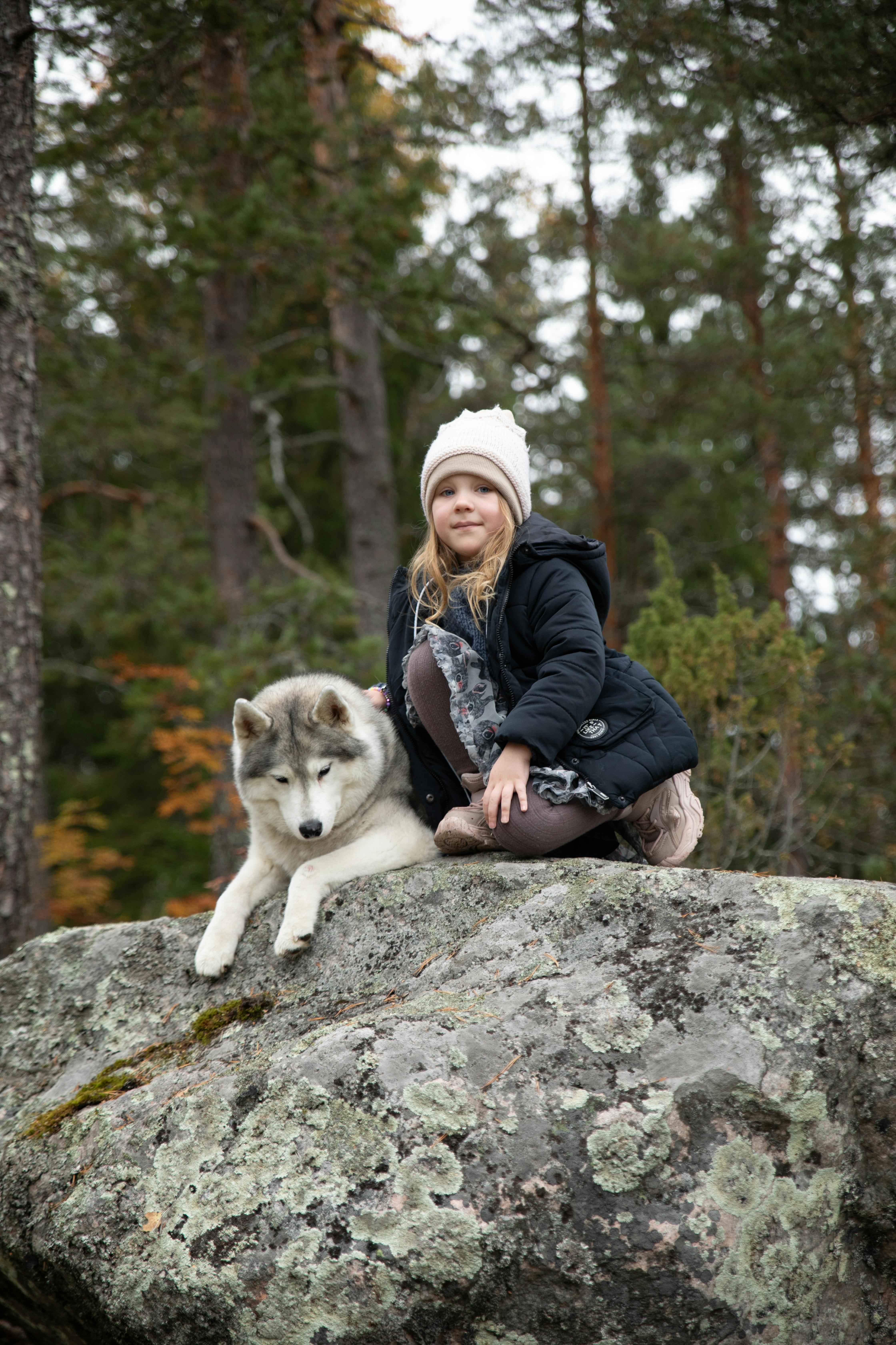 新址区块配图：明亮科技感氛围